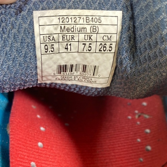 Brooks Cascadia Women's Athletic Trail Running Shoes - Blue and Red - Picture 9 of 9